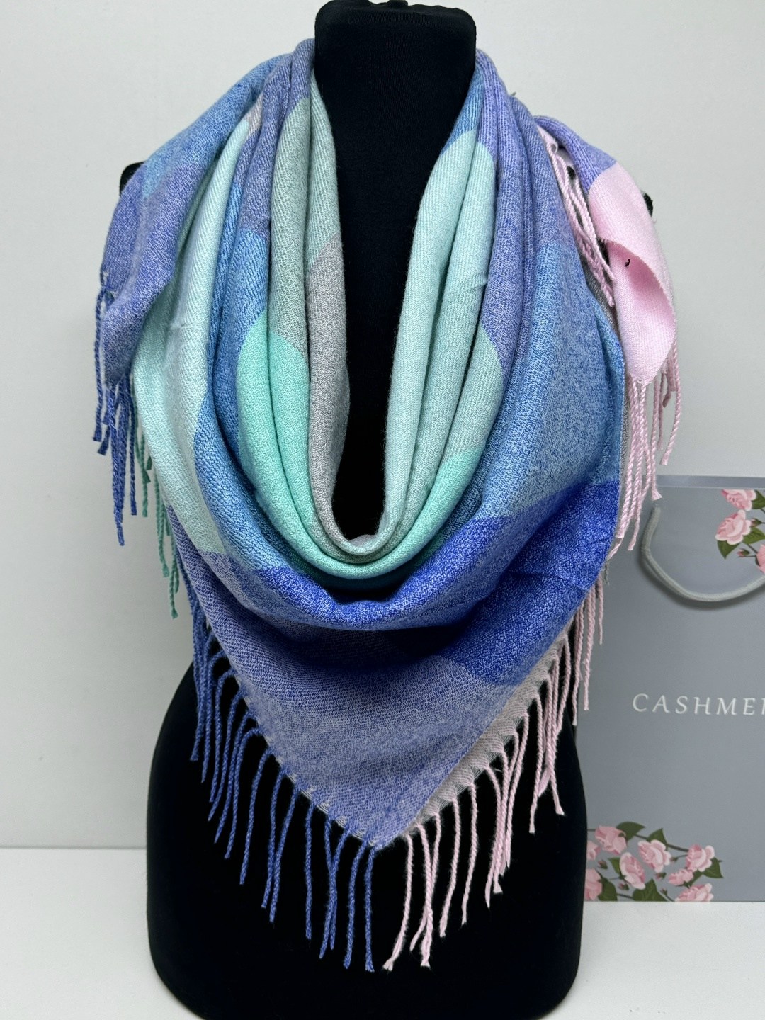 кашемировый платок,платок теплый кашемировый,платки теплые,платки шарф,платки женские