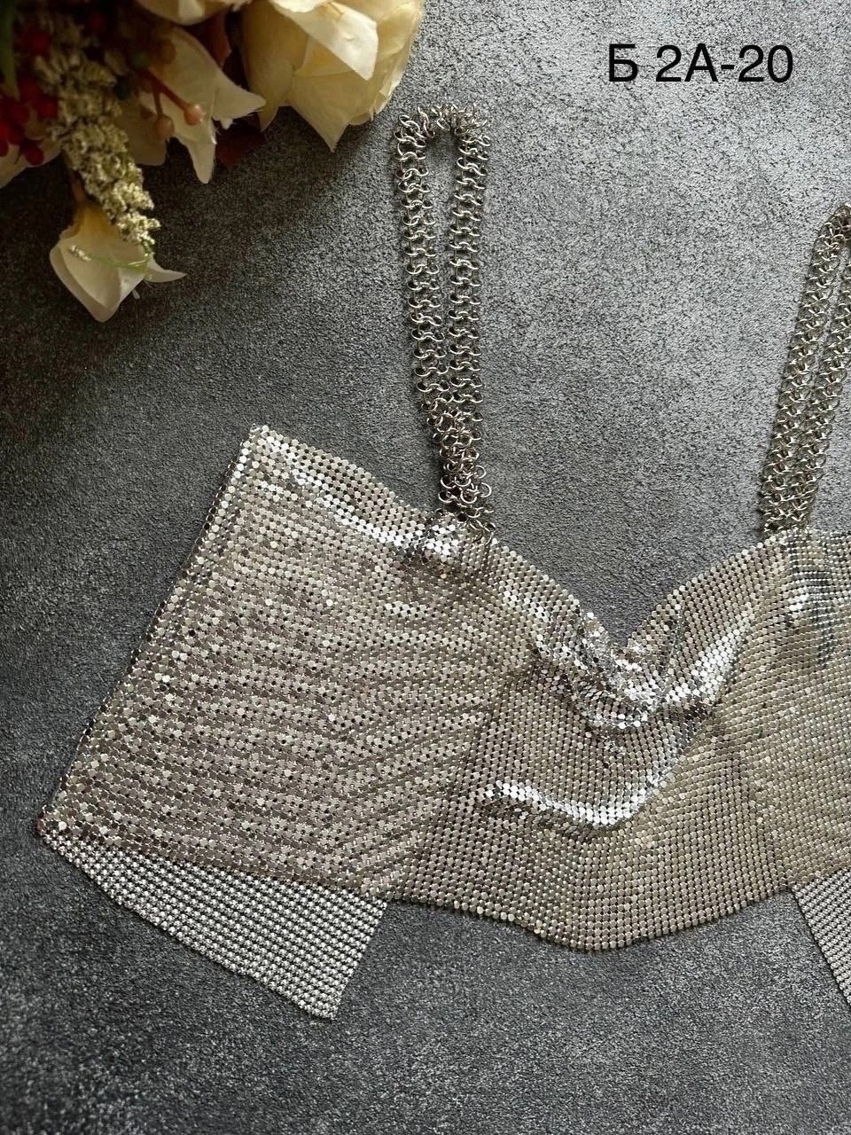 топ виктория сикрет с блестящими лямками,топ с блестящими бретельками,блестящий топ,топ для женщин,топ со стразами