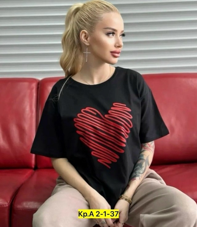 футболки женская, ,футболка с сердечками оверсайз,футболки оверсайз,футболки оверсайз с принтами
