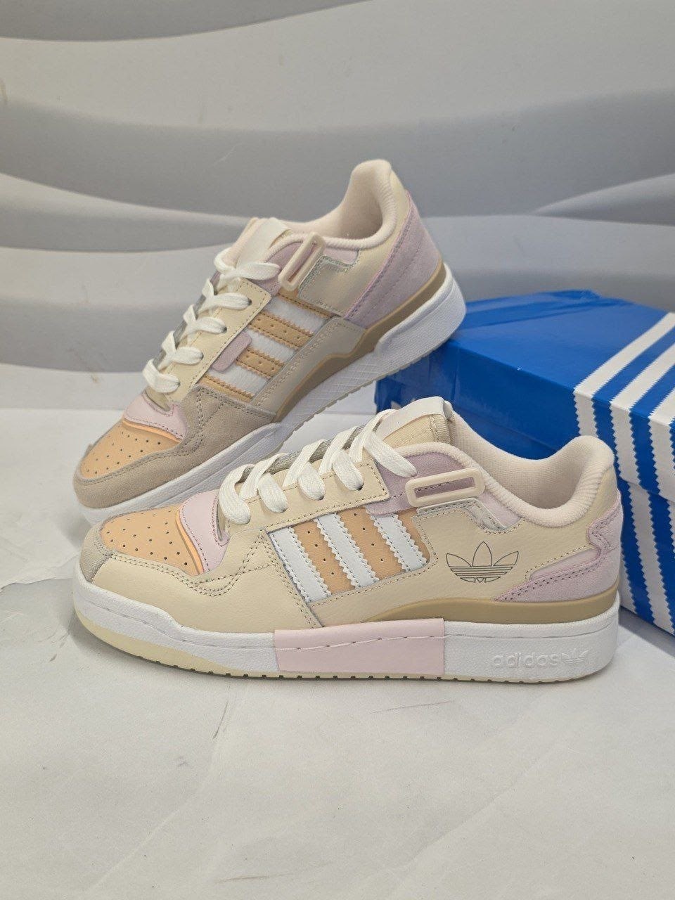 женские кроссовки adidas,кроссовки adidas,adidas originals кроссовки,кроссовки адидас,кроссовки