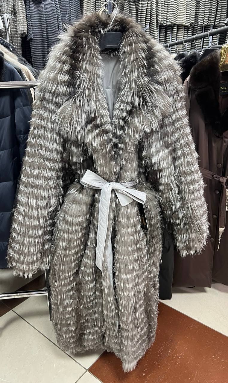 пуховики с мехом,пуховики с натуральным мехом,пуховик женский с натуральным мехом,пуховик женский с мехом,куртка зимняя с мехом