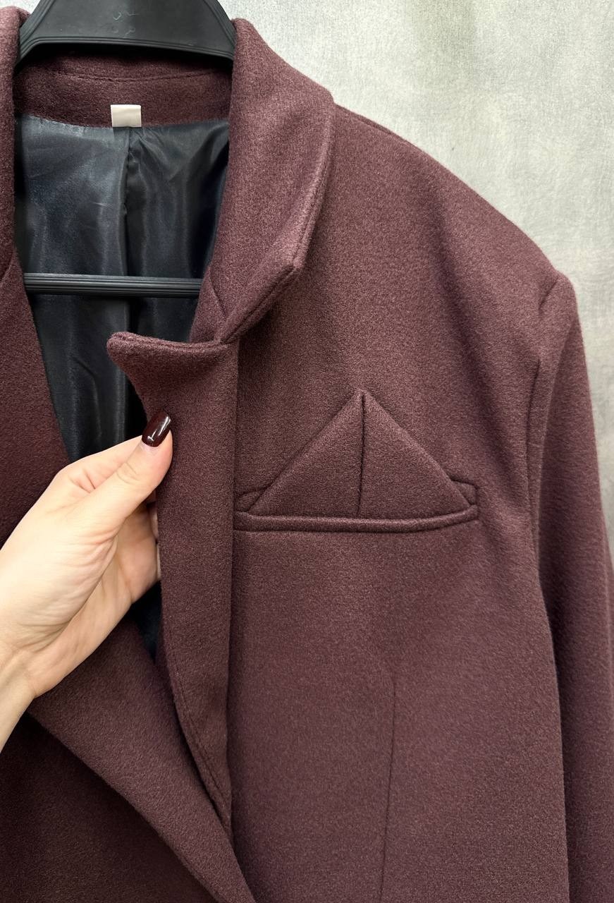 длинное пальто,стильное пальто,модное пальто,образ с пальто,образ с коричневым пальто