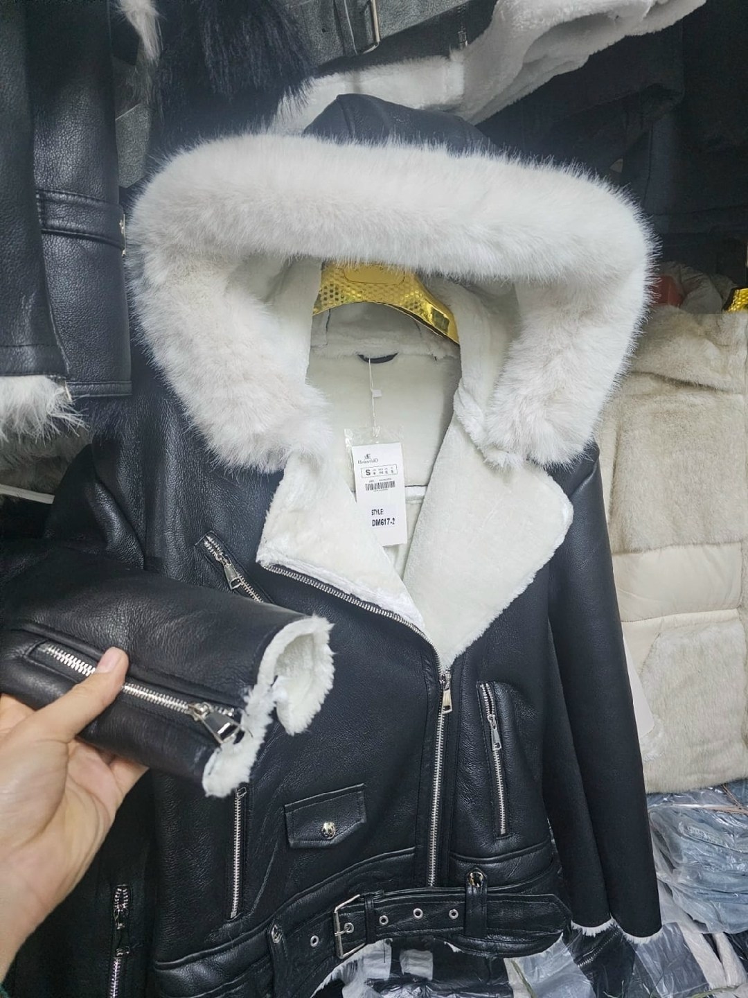 женская дубленка,белая дубленка,дублёнка авиатор,стильная дубленка,дубленка женская авиатор