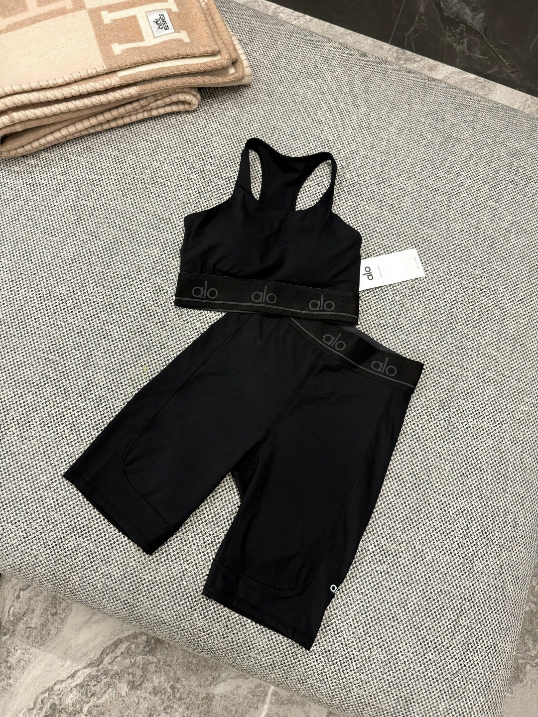 костюм для фитнеса,женские спортивные велосипедки,шорты для фитнеса,одежда для фитнеса,спортивные топы