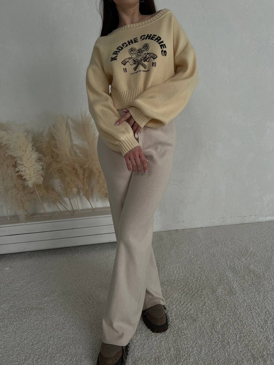 костюмы комплекты,костюм бежевый,стильный джемпер,костюм трикотажный,широкие брюки