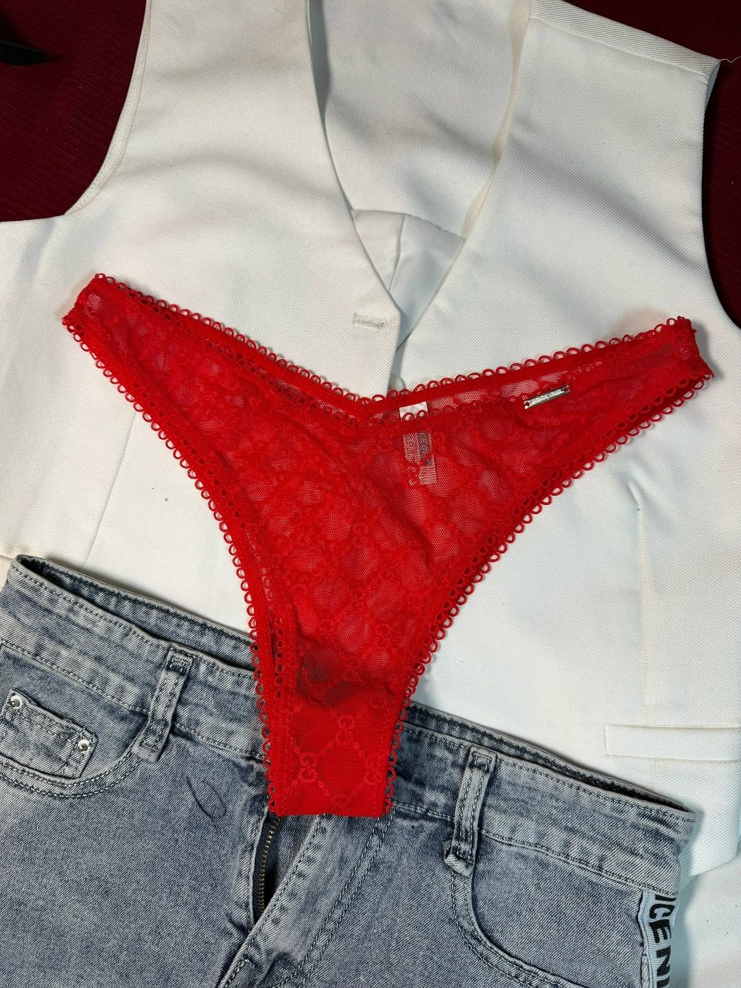 женские кружевные стринги,стринги нижнее белье,стринги розовые,розовые кружевные стринги,женские стринги