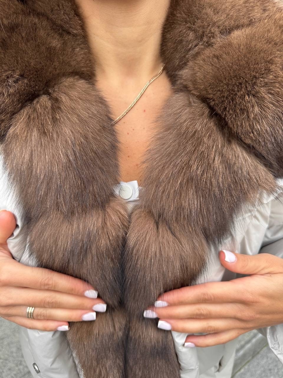 стильные пуховики,куртка с мехом,пуховики с мехом,пуховики с натуральным мехом,пуховик женский с натуральным мехом