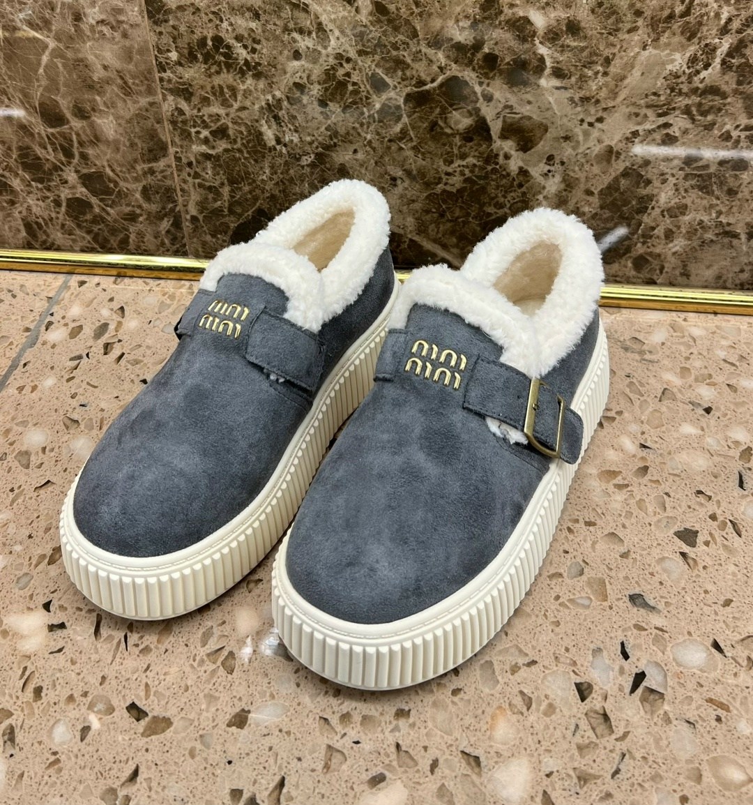 , женская, зимняя женская,ботинки с мехом,обуви