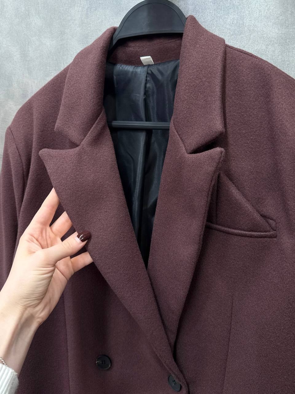 длинное пальто,стильное пальто,модное пальто,образ с пальто,образ с коричневым пальто