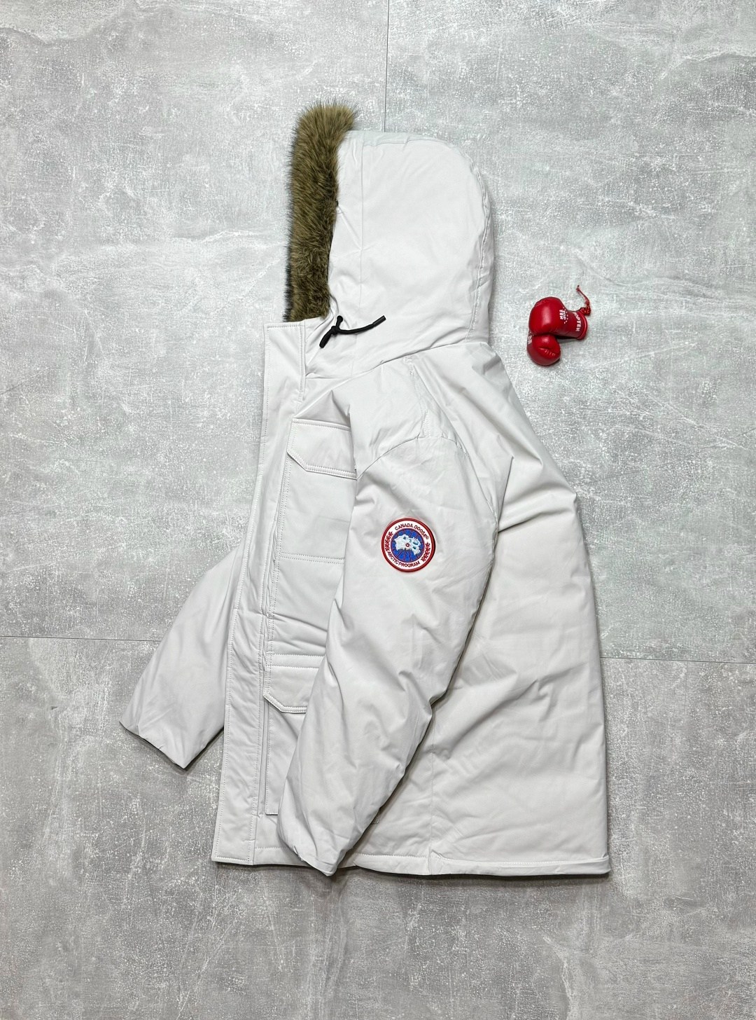 мужские пуховики canada goose,куртка зимняя canada goose,мужская куртка canada goose,зимние куртки,куртка зимняя мужская аляска