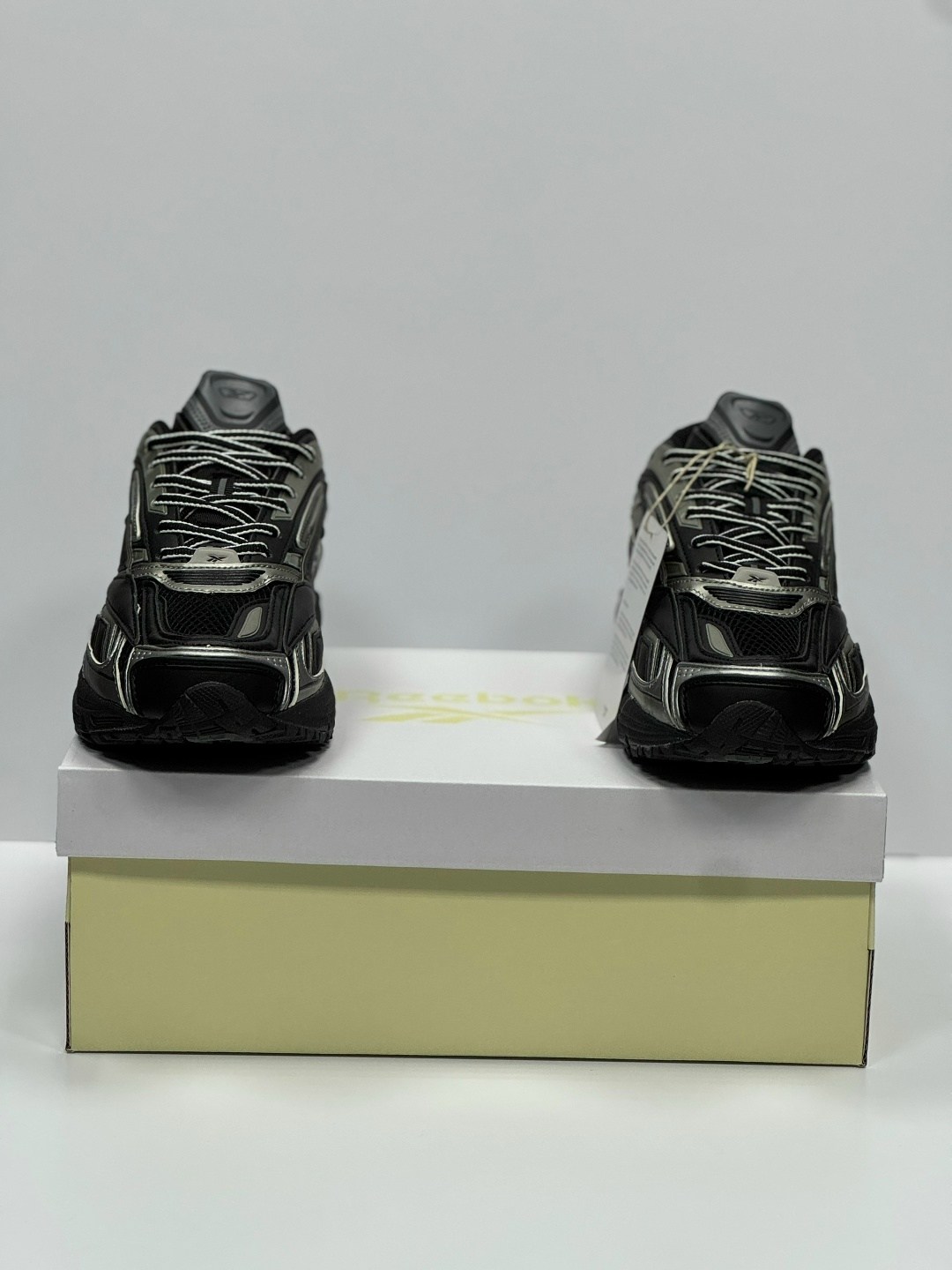 кроссовки,кроссовки баленсиага 3xl,мужские кроссовки reebok,кроссовки повседневные,кроссовки reebok