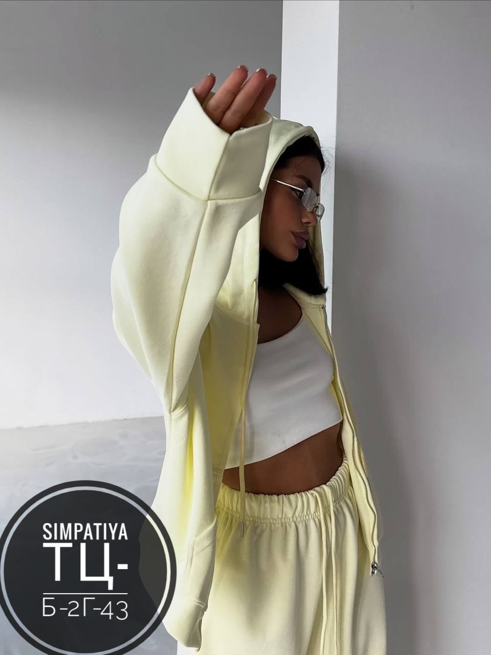 спортивные женские костюмы,спортивные костюмы,стильные костюмы,костюм женский на флисе,cпортивный костюм женский на флисе