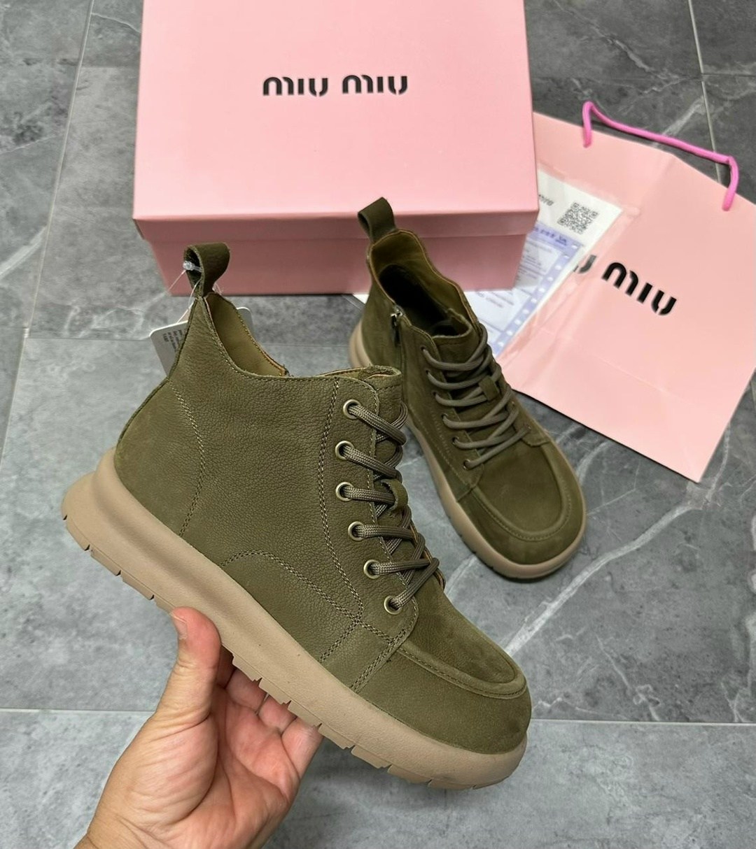 ,ботинки miu miu,женские ботинки,стильная , женская