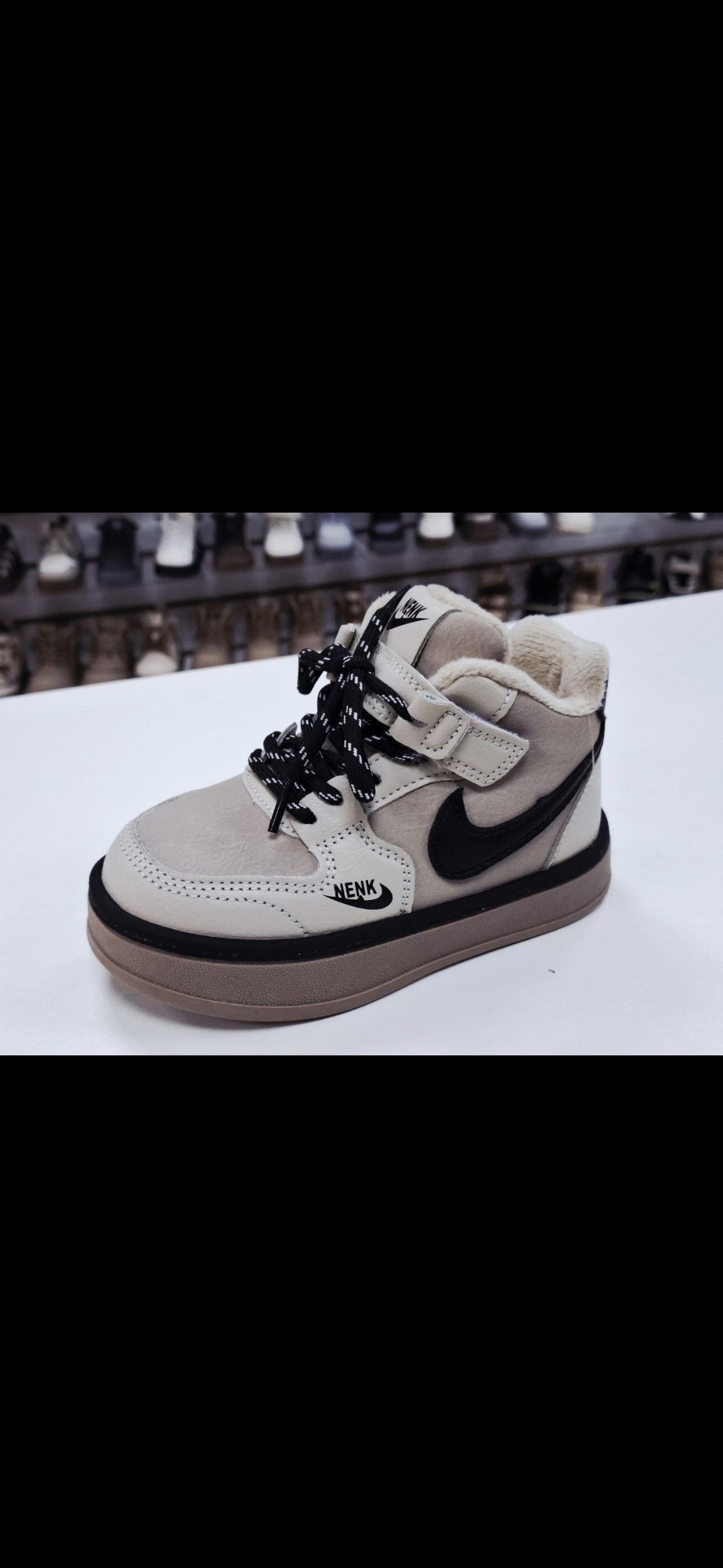 детская ,ботинки детские,детские кроссовки,высокие кроссовки,демисезонная