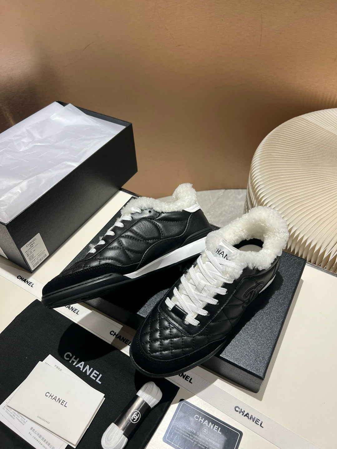 ,chanel кроссовки,кроссовки женские chanel,брендовая ,женские кроссовки