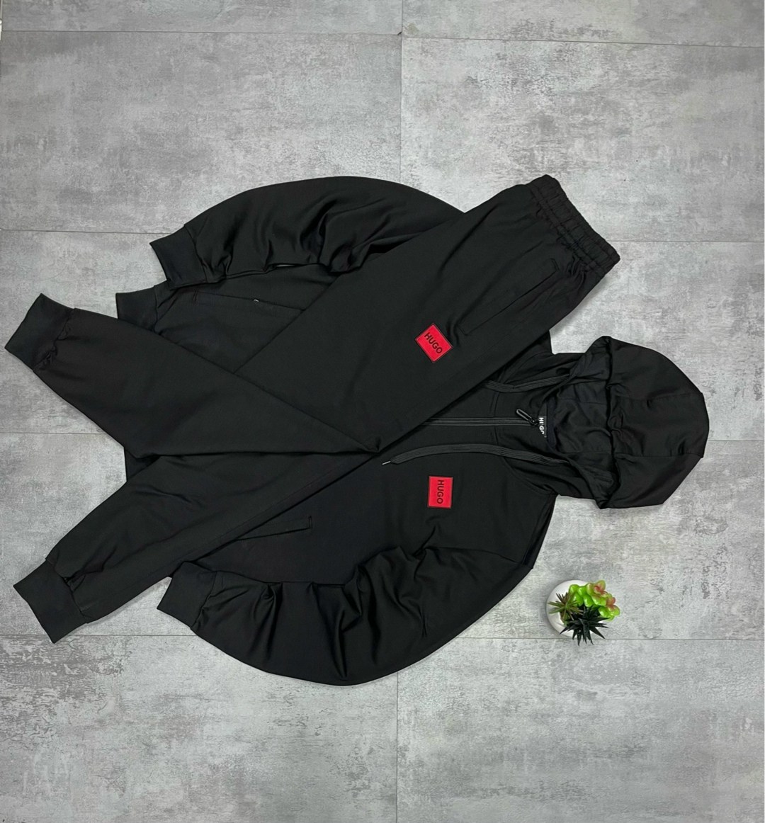 мужские костюмы,,спортивный костюм hugo,спортивные костюмы мужские,спортивный костюм hugo boss