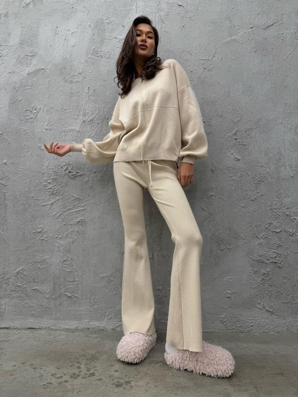 трикотажные костюмы,женская кофта,костюм вязанный,свитера женские,трикотажные костюмы женские