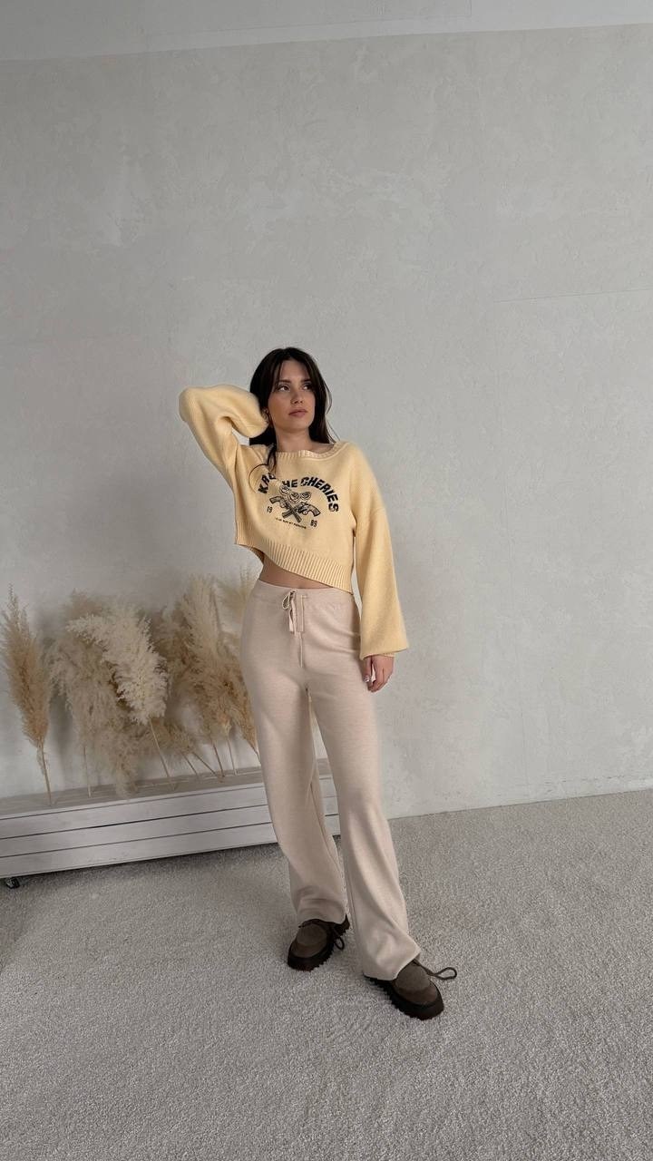 костюмы комплекты,костюм бежевый,стильный джемпер,костюм трикотажный,широкие брюки