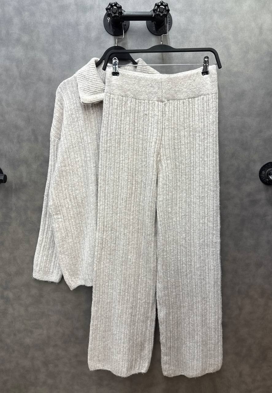 трикотажные костюмы,вязаные костюмы,женский трикотажный костюм,трикотажный вязаный костюм с брюками,женский костюм вязаный