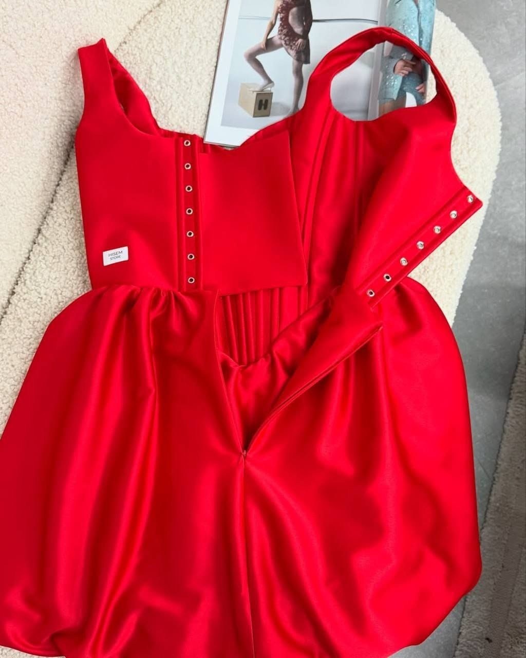 атласное мини платье,атласное платье,красная платья,красное атласное платье,платье вечернее