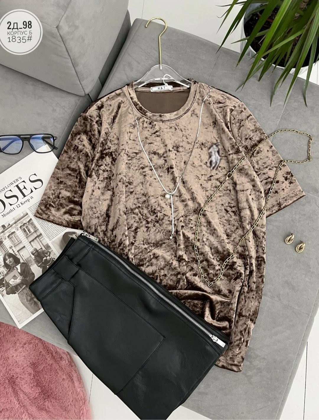 футболка из бархата,женская футболка,футболка женская велюровая,футболка из бархата женская,футболке