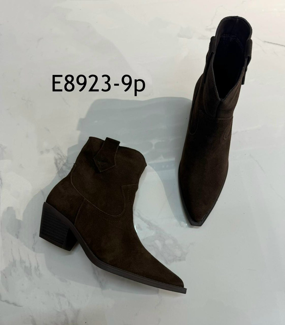 ,ботинки казаки демисезонные,сапоги казаки,женская ,модели обуви