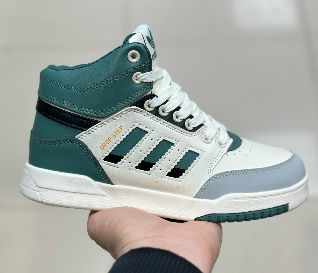 зимние кроссовки adidas,кроссовки adidas,кроссовки,женские зимние кроссовки,кроссовки adidas зимние высокие с мехом adidas