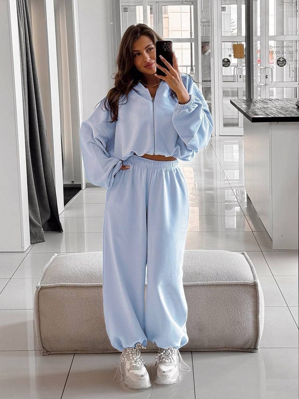 костюмы спортивные женские,стильные костюмы,спортивные костюм,женские костюмы,костюм на флисе