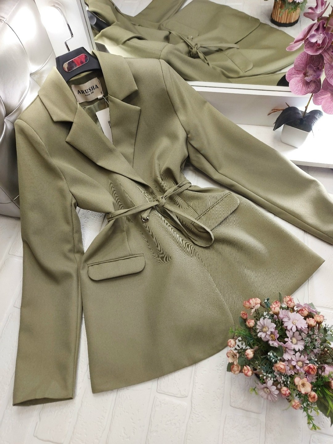 костюм с жакетом,жакет блейзер,женские деловые костюмы,костюмы женский,женские жакеты