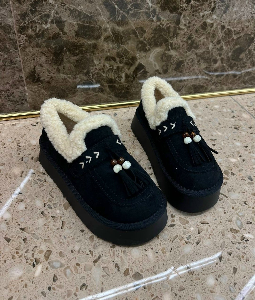 ,женские угги, женская,зимняя  женская,зимняя