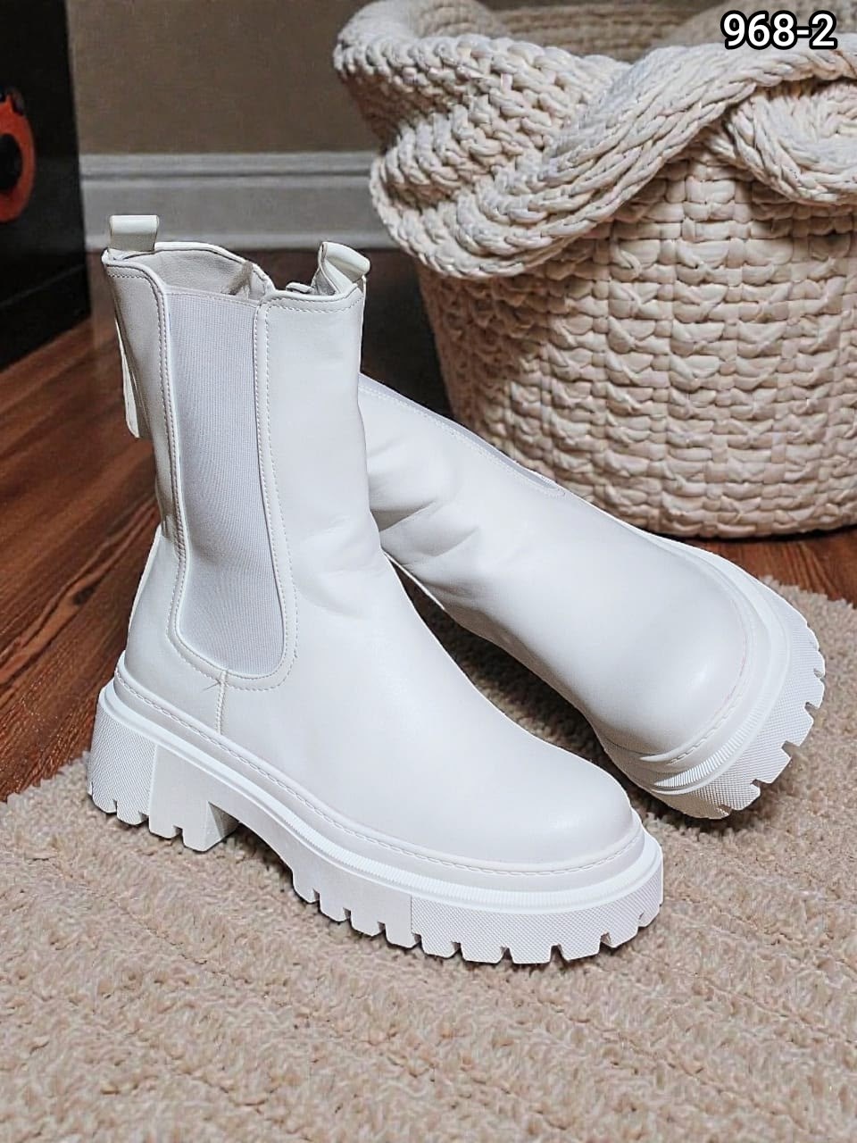 ,ботинки женские,ботинки женские белые,модные ботинки, женская