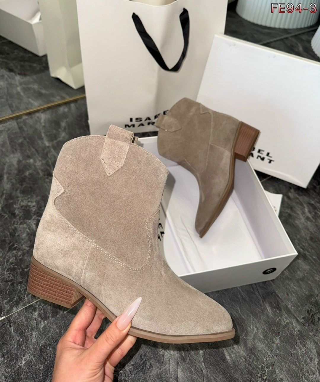 замшевые ботинки,ботильоны замшевые,замшевые ботинки челси,,ботильоны женские