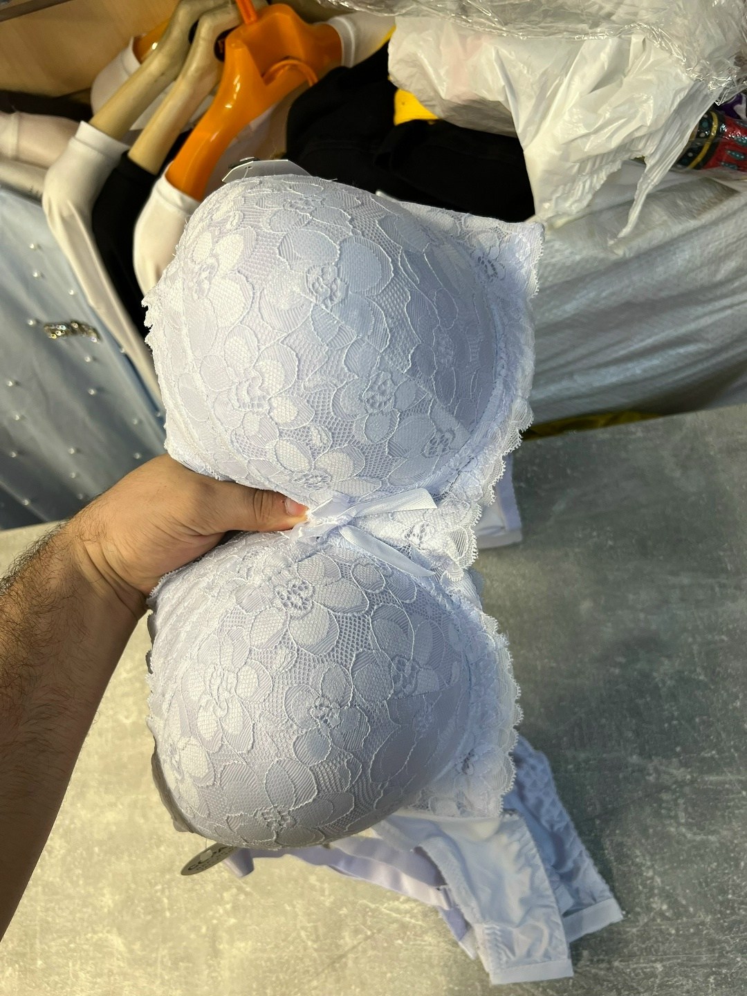 женские бюстгальтеры,женское нижнее белье,бюстгальтер,комплект бюстгальтер,женское белье