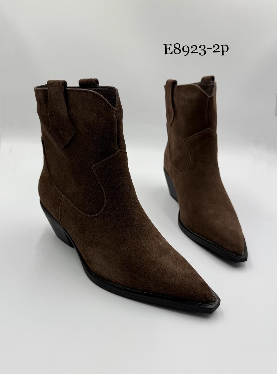 ,ботинки казаки демисезонные,сапоги казаки,женская ,модели обуви