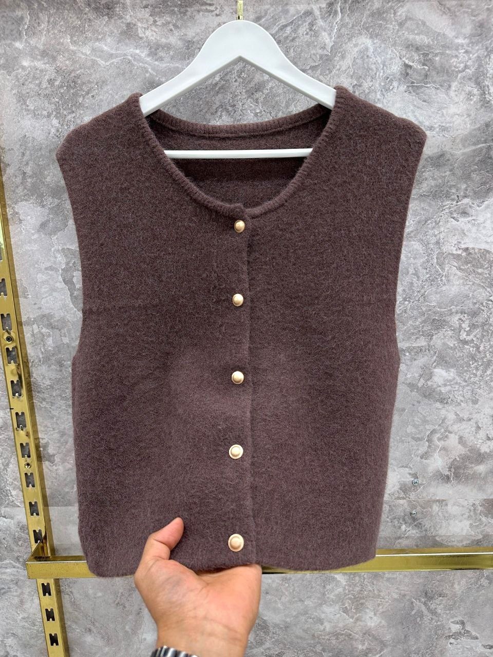 вязаная жилетка,вязаные жилеты,жилет вязаный на пуговицах,жилет женская вязаная,жилетка на пуговицах