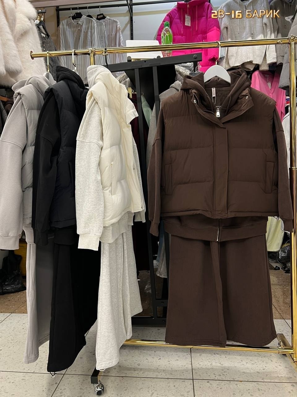 костюм тройка женский,костюм на флисе,спортивный костюм тройка женский,жилетка костюм,женский костюм на флисе