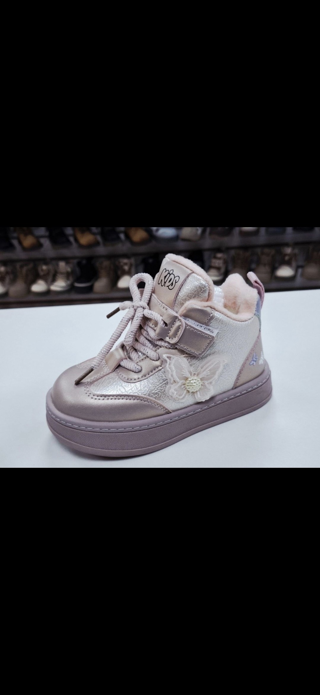 детская ,ботинки детские,детские кроссовки,высокие кроссовки,демисезонная