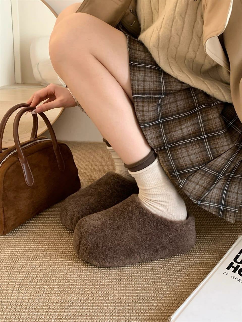 тапочки модные,теплые домашние тапочки,домашние тапочки женские,тапочки теплые,меховые тапочки