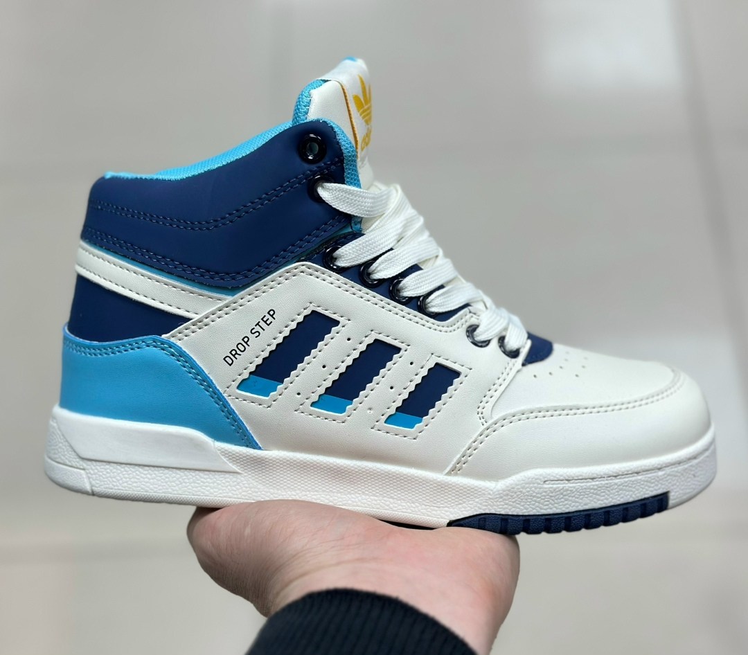 зимние кроссовки adidas,кроссовки adidas,кроссовки,женские зимние кроссовки,кроссовки adidas зимние высокие с мехом adidas