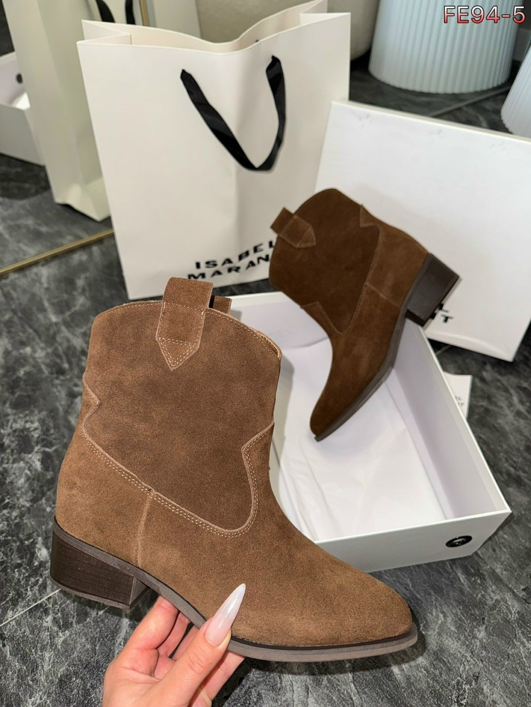 замшевые ботинки,ботильоны замшевые,замшевые ботинки челси,,ботильоны женские