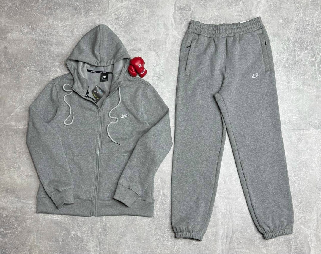 спортивные костюмы nike,спортивный костюм найк серый,спортивные костюм,спортивные костюмы найк,мужские спортивные костюмы