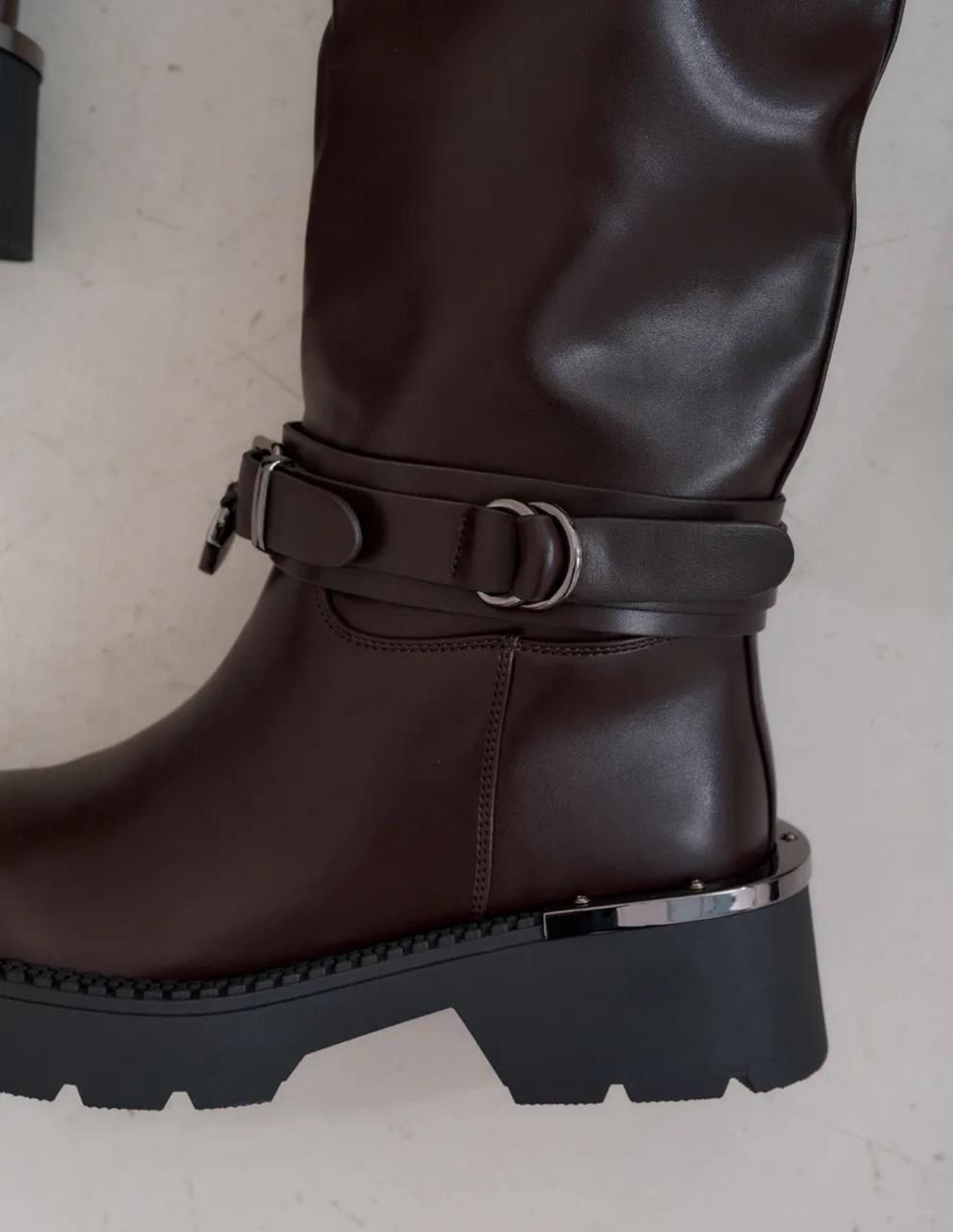 женские сапоги,коричневые сапоги,сапоги до колен,модные сапоги,