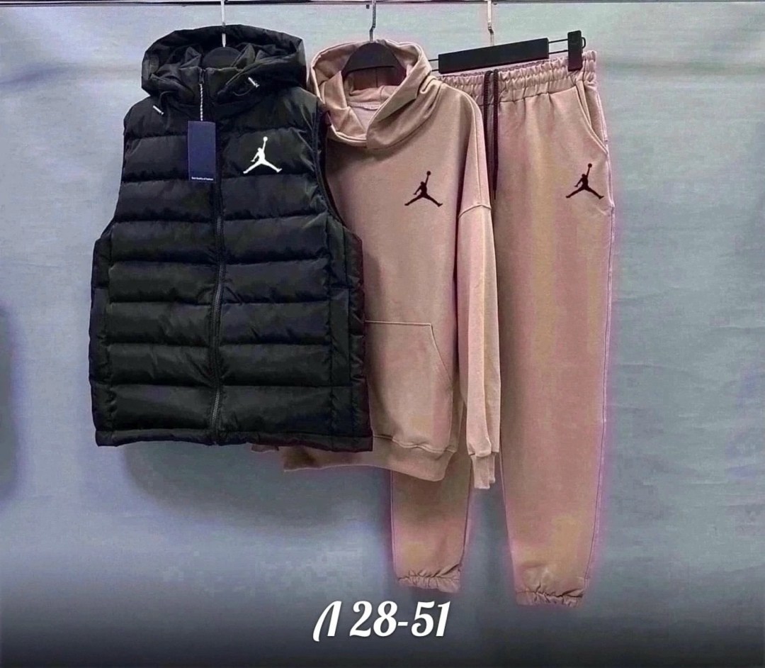 спортивный костюм мужской nike,спортивный костюм с безрукавкой мужской,спортивный костюм тройка с жилеткой,спортивный костюм тройка nike,костюмы спортивные мужские