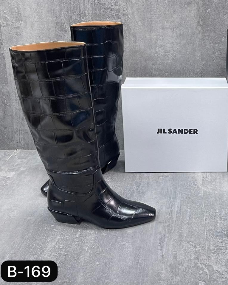 женские сапоги,сапоги демисезонные женские,сапоги резервед,,лакированные сапоги