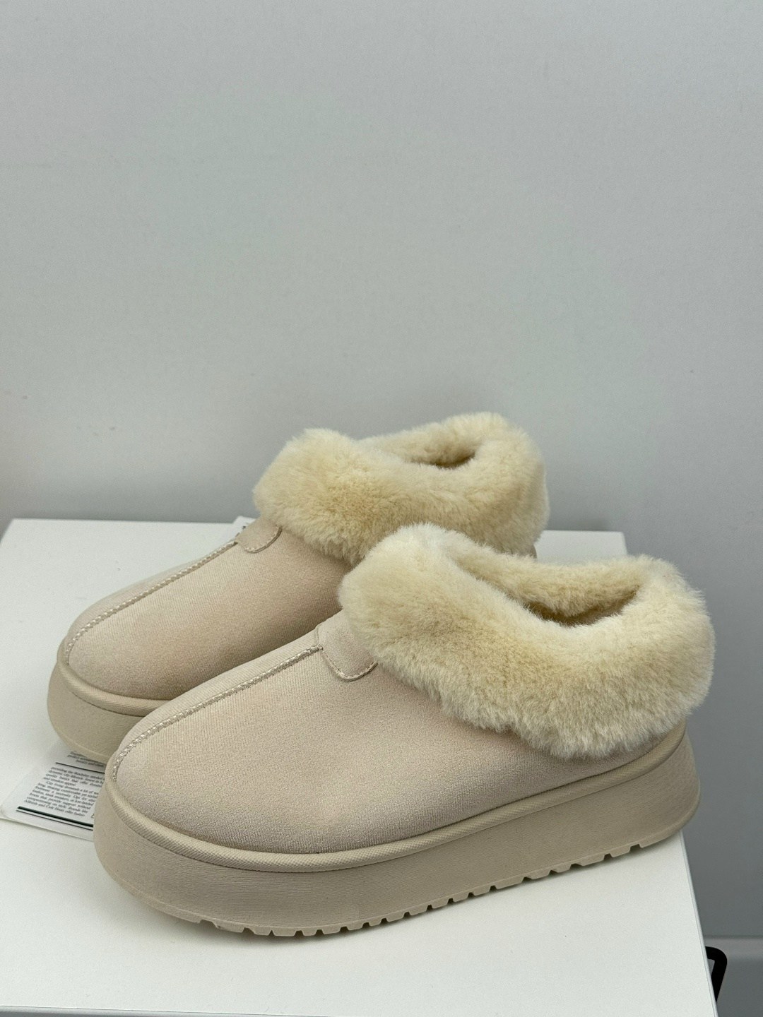 женские угги,,угги женские зимние,женская зимняя ,зимние угги