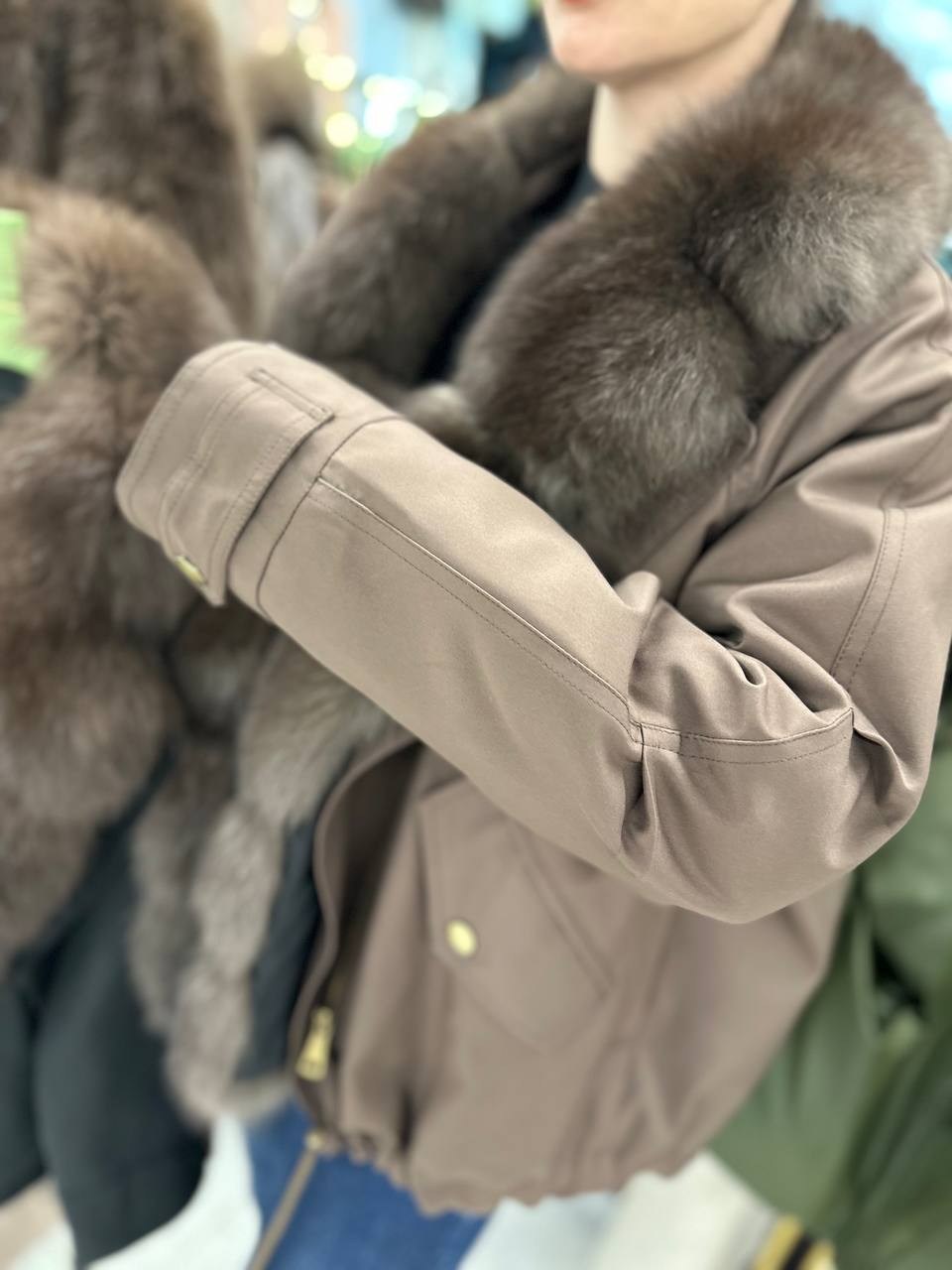 парка с натуральным мехом,пуховики с натуральным мехом,пуховики с мехом,женская парка с натуральным мехом,парка с мехом