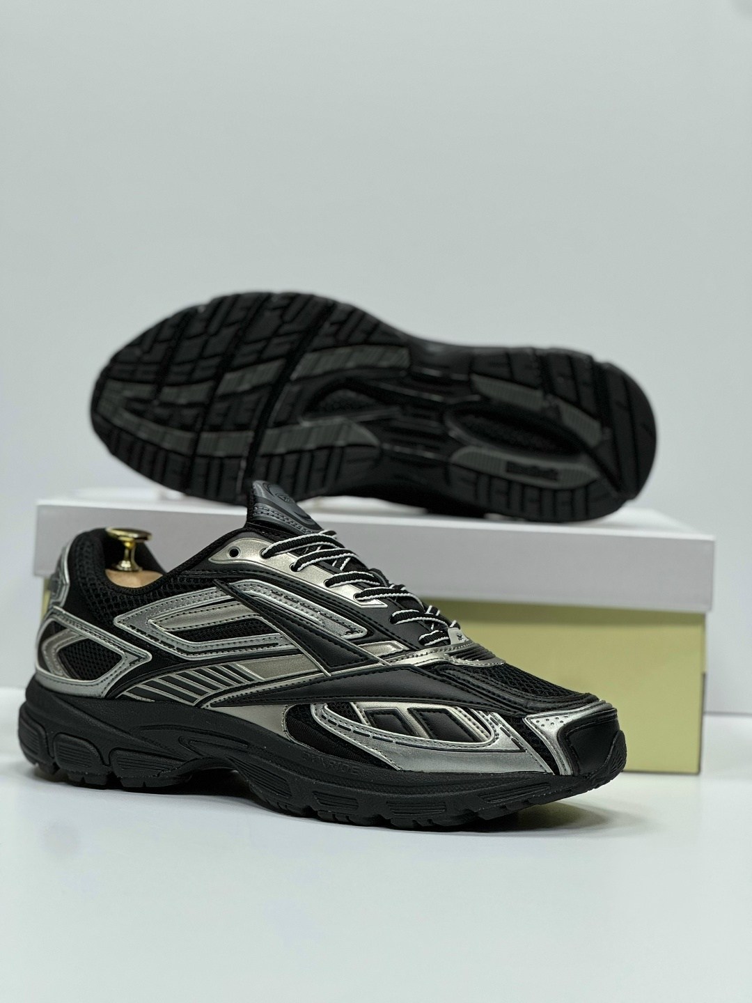 кроссовки,кроссовки баленсиага 3xl,мужские кроссовки reebok,кроссовки повседневные,кроссовки reebok