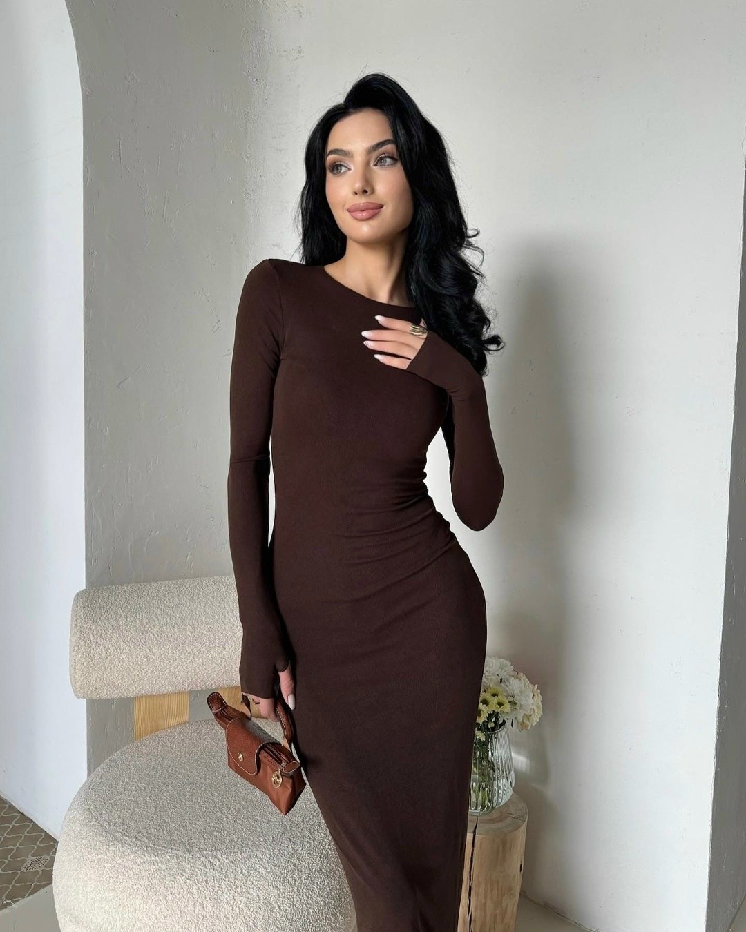 платье трикотажное длинное,платье удлиненное,длинное облегающее платье,платье,облегающее платье