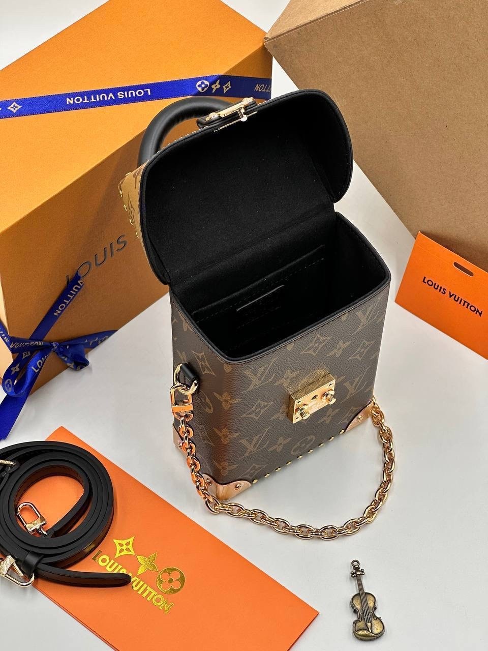 женская сумка louis vuitton,cумка louis vuitton,сумка на плечо мешок louis vuitton louis vuitton,сумка коробка оуивитон,louis vuitton сумка на плечо