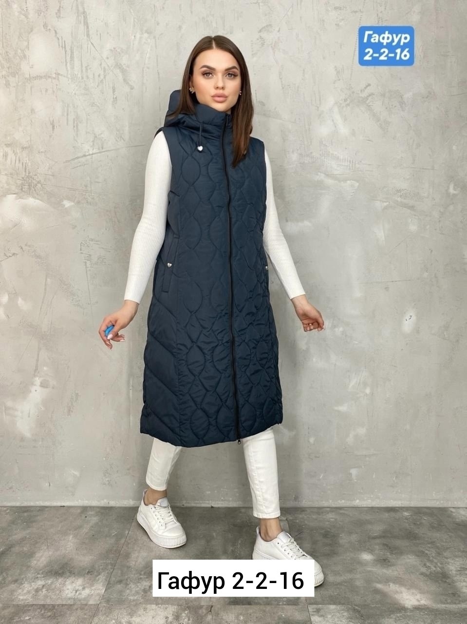 женская жилетка,жилет утепленный женский,жилет женский,жилетка весенняя с капюшоном,жилет